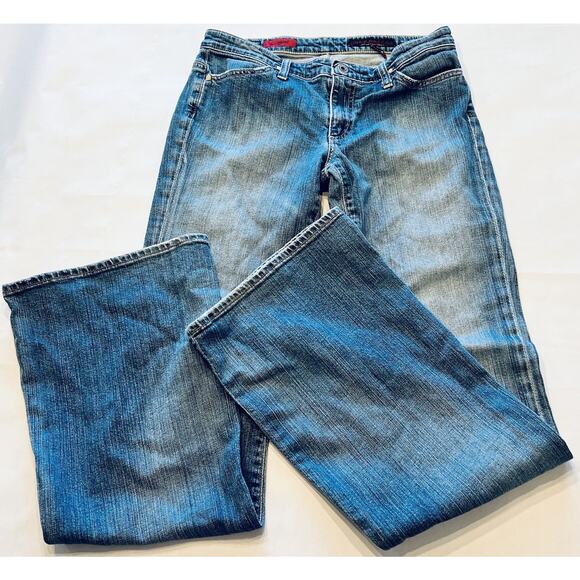 Ag Adriano Goldschmied Denim - AG Adriano Goldschmied Women’s"The Legend" Bootcut/ Flare Low Rise 29R